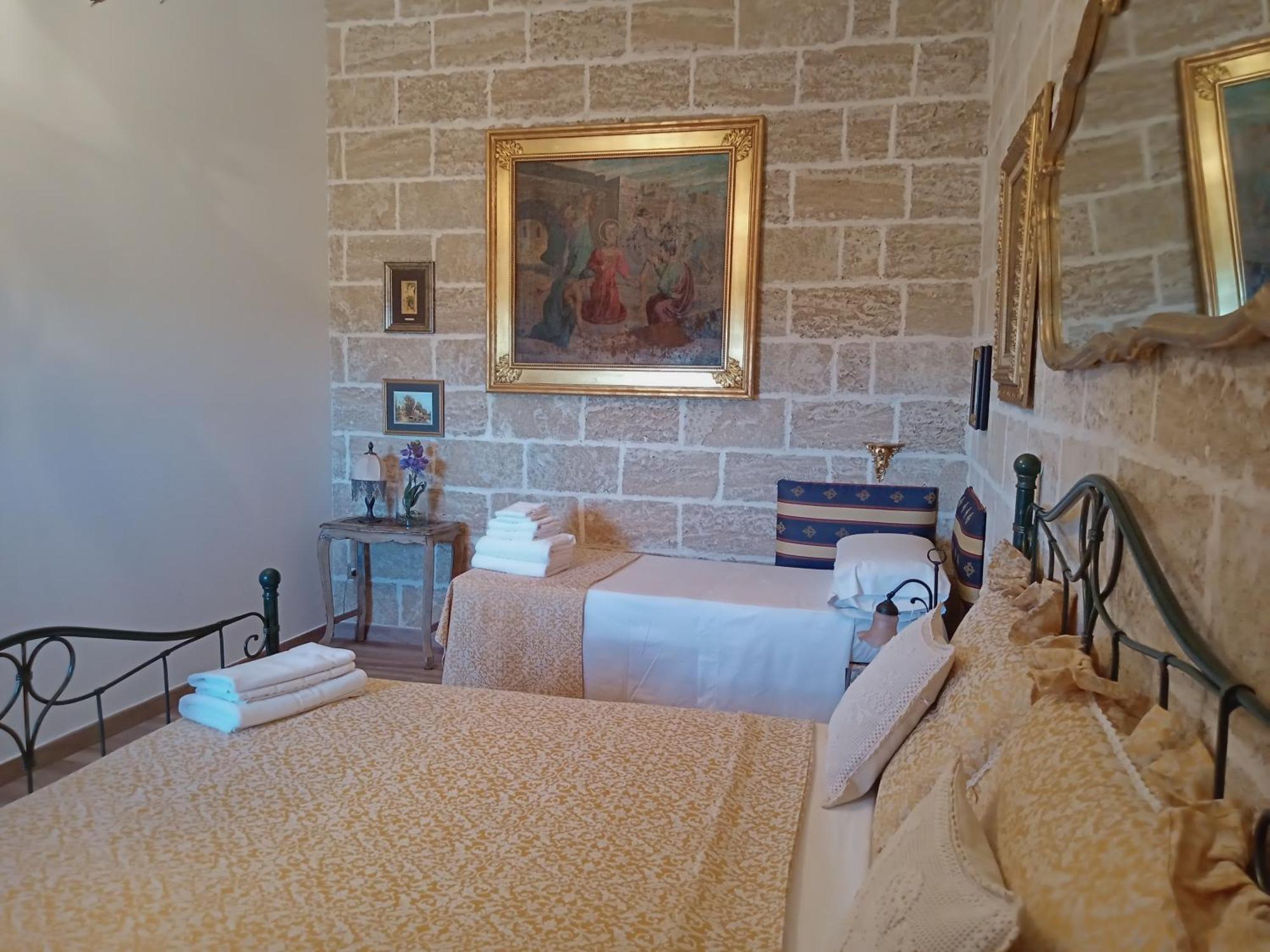 Oniro Specchia Bed and Breakfast Exteriör bild